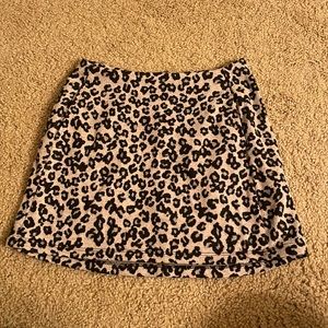 Small Altar’d State leopard print skirt. Has pockets! Worn once.